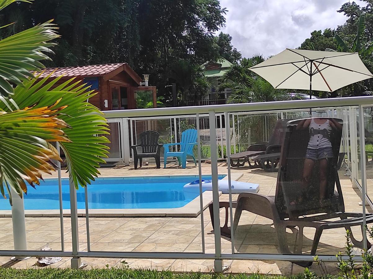 Le Tri Haut De Bellevue - Bungalow Colibri Pointe-Noire Exterior foto